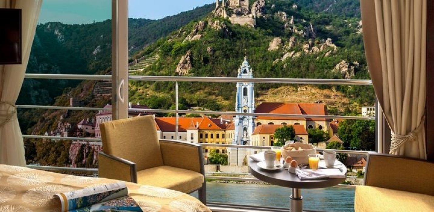 DA VILSHOFEN A BUDAPEST SULLE ONDE DEL DANUBIO